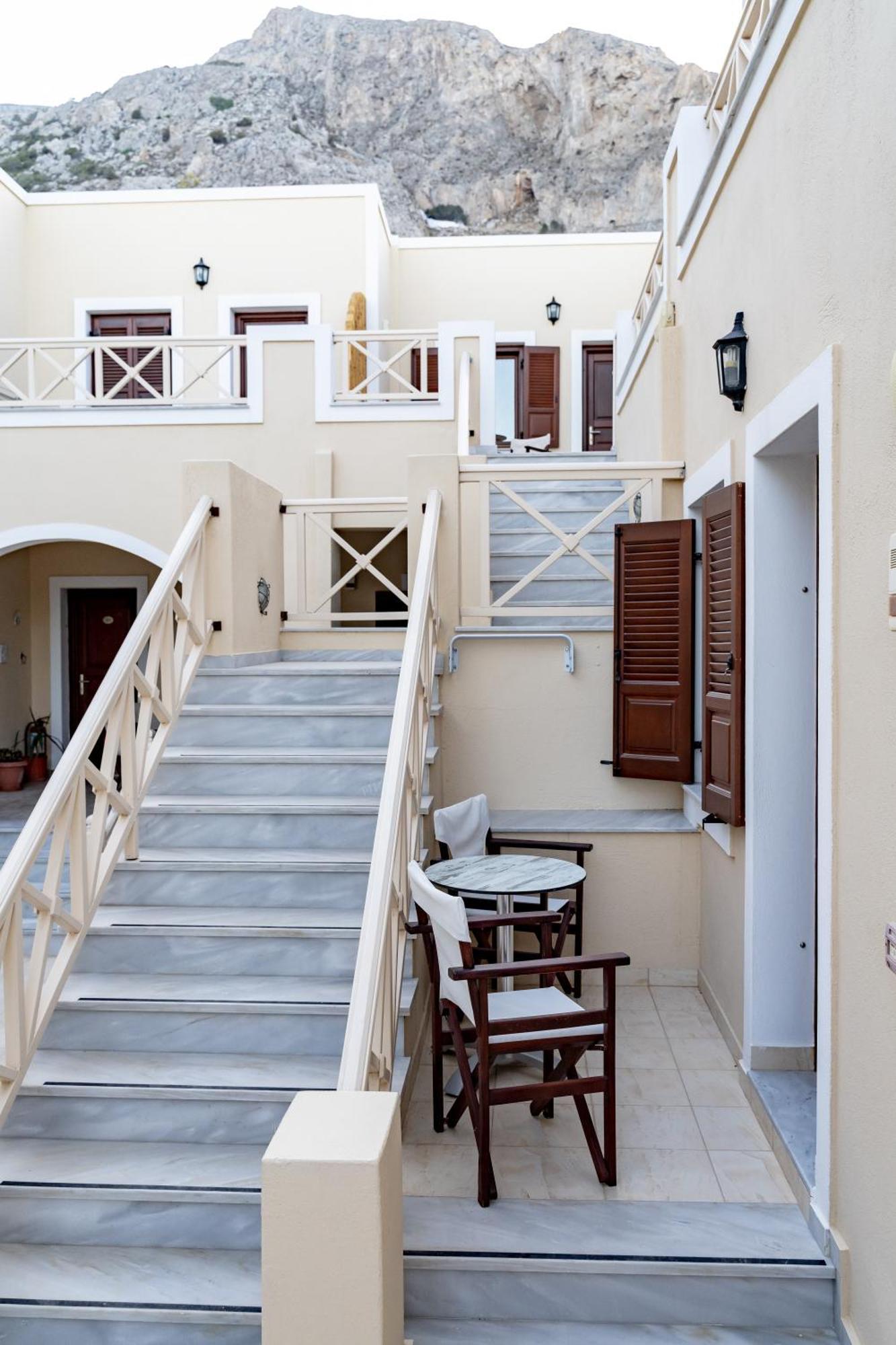 Chez Sophie Hotel Kamári Стая снимка